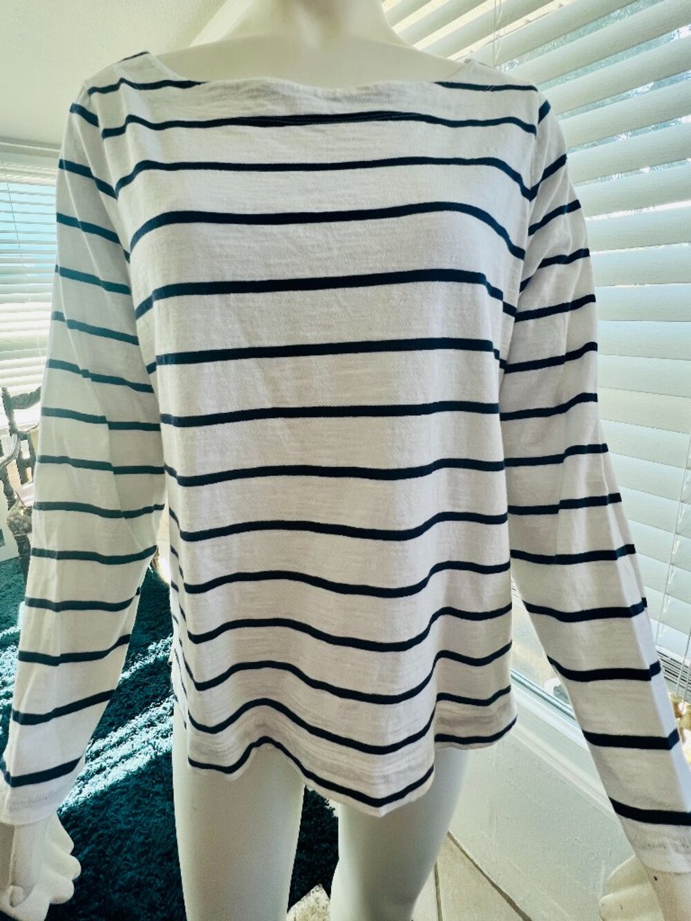 Old Navy L Navy White Striped Long Sleeve Top